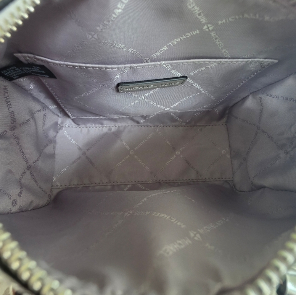 Michael Kors Small Black Airplane Print Crossbody - Picture 5 of 9